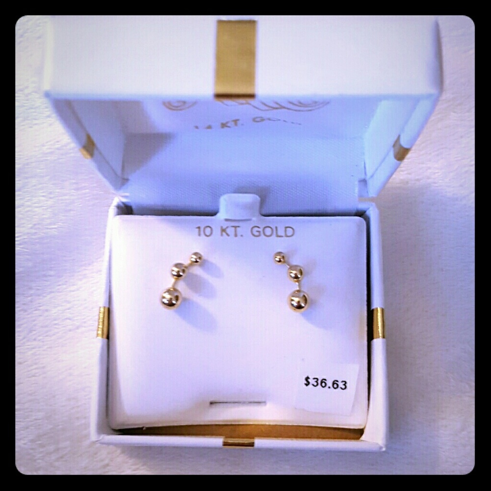 10 K gold earrings